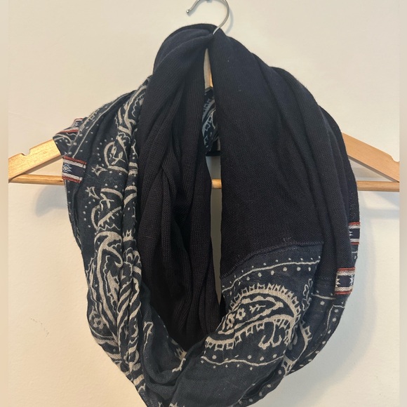 Free People bohemian infinity scarf - Picture 2 of 5